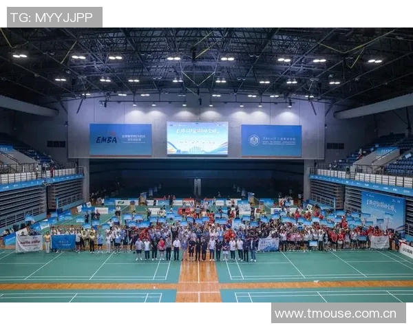 羽毛球盛宴:深入了解广州羽毛球队的默契与协作精神