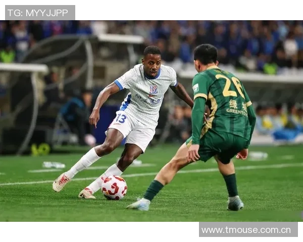 赛后分析：上海足球队与杭州足球队的战术意识与表现对比