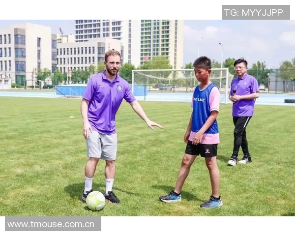 足球明星孩子心中的偶像梦想与成长之路探秘